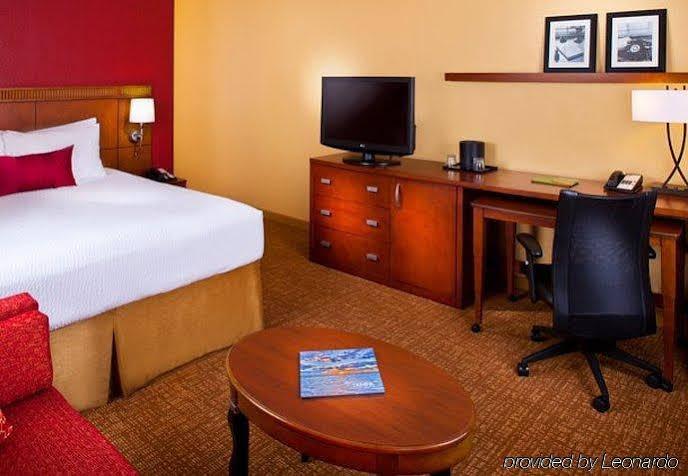 Courtyard Tampa Westshore/Airport Esterno foto